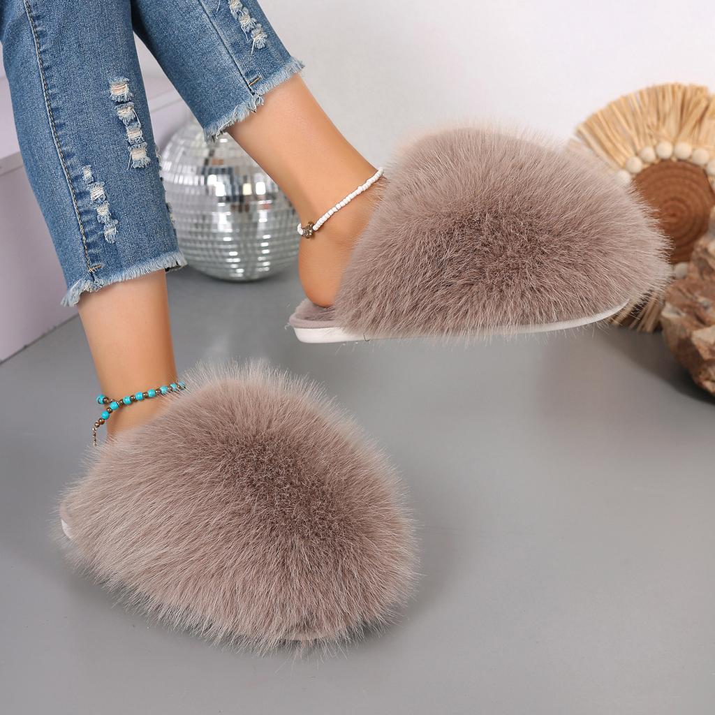 Fashion New Winter Women Fashion Fur Slippers Fluffy Cute Plush Women Luxury Outdoor Anti Slip Durable Flat Bottom Slippers Slides Women