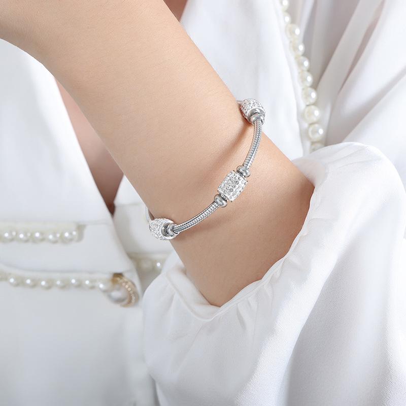 Magnetic Czech Diamond Titanium Steel 18K Gold Luxury Versatile Women s Bracelet