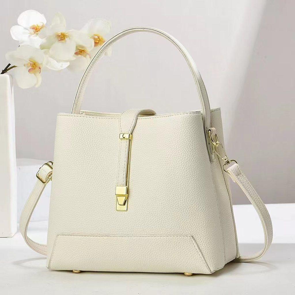 Fashion Womens Large Capacity Pu Handbag With Zipper Closure For Daily Use