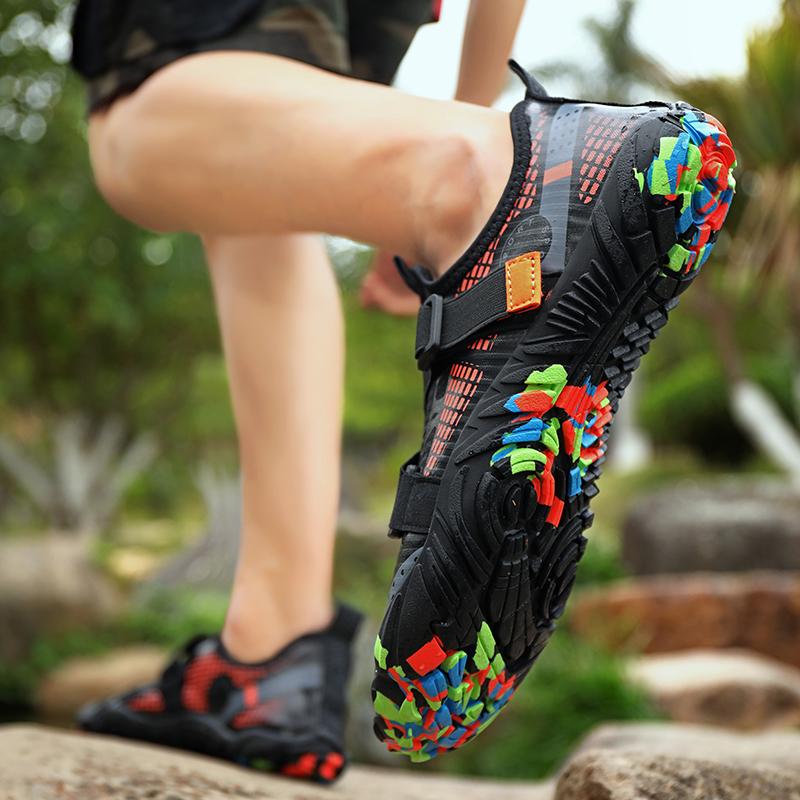 Scarpe da bagno da uomo ad asciugatura rapida Comfort Sneakers elastiche per  esterni Scarpe da spiaggia traspiranti antiscivolo per surf Diving Plus  Size 39-46 acquista in modo economico — spedizione gratuita, recensioni