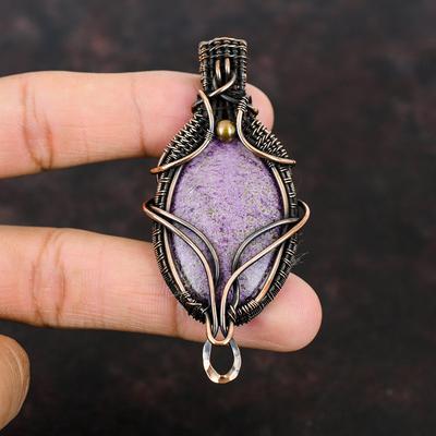 Purpurit-Anhänger, Edelstein, Kupferdraht-Umwicklung, handgefertigter Anhänger, Drahtschmuck, Geschenk für sie, zarter Purpurit-Schmuck, Geschenk für Mama