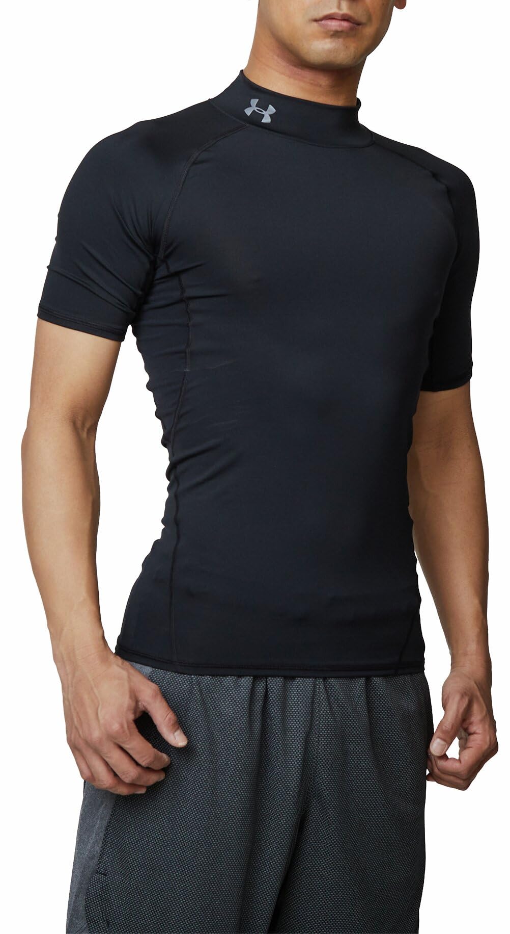 

Under Armour UA HG ARMOUR MOCK SS 001 Япония SM до японского размера Мужской (эквивалент S)