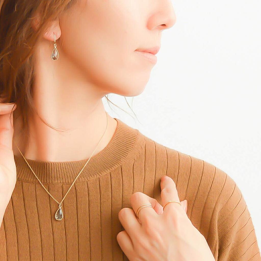 [NAOTJEWELRY] [Naot Sieraden] Damesketting, Eenvoudige Druppelvorm, Geslepen Frame Glas Ketting, Antracietgrijs