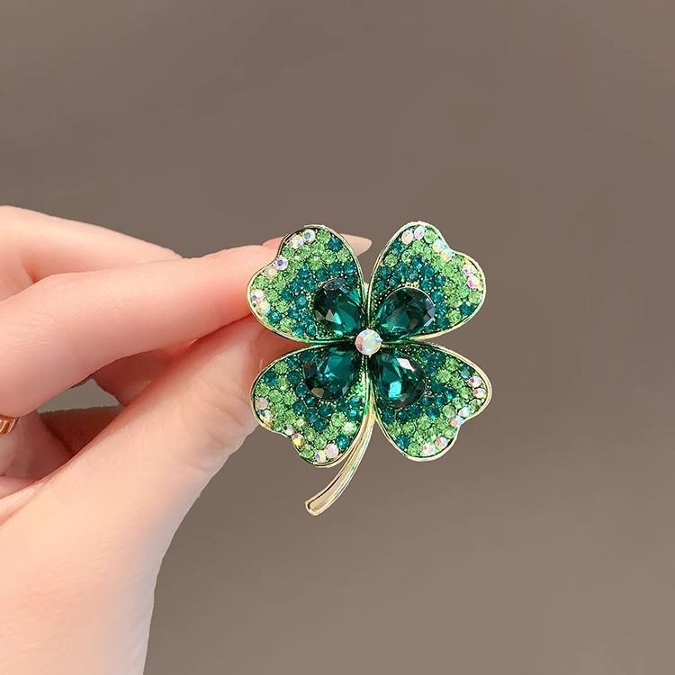Matte Gold Pearl Wheat Ear Corsage Brooch for Women - High-End Versatile Pin with Anti-Exposure Design
