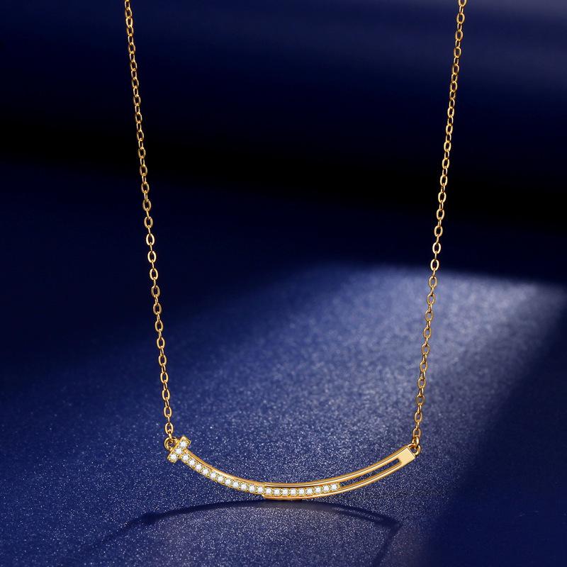 S925 Sterling Silver Smiley Face Necklace for Women – Elegant Korean Style Clavicle Chain 925 Silver