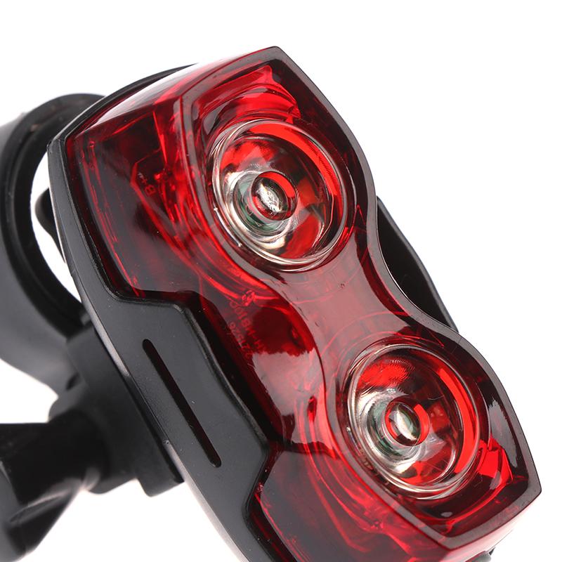 2LED Bright Bicycle Bike Bezpečná zadní zadní blikající výstražná kontrolka