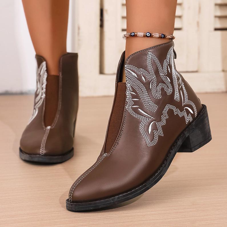 European and American Short Tube Embroidered Leather Boots Women's 2025 Autumn and Winter Large Size Pointed V Mouth Casual Elastic Belt Martin Boots