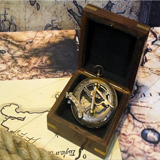 Brass Sundial Compass Nautical Décor, Timeless Treasure for Collectors Adventurers