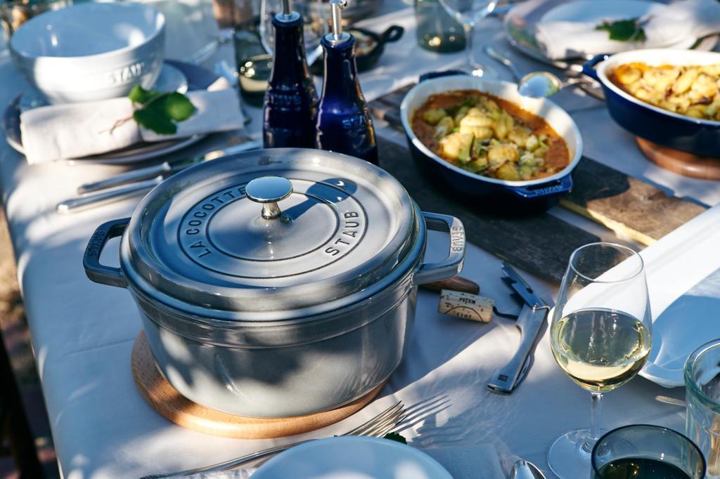 Staub "Magnetic Trivet Round 16.5cm" Pot Holder [Official Japanese Product] Accessory 40511-078