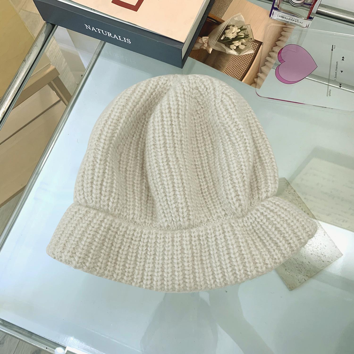 

Универсальная шапка большого размера по окружности головы, женская шапка-бини, осенне-зимняя теплая шапка с защитой ушей, повседневная вязаная шерстяная шапка, женская шапка от холода One Size