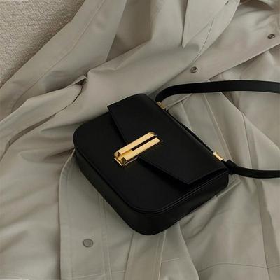 Popular Fashion Women's Retro Black Gold Bag Women's Shoulder Crossbody Light Luxury Tofu Bag