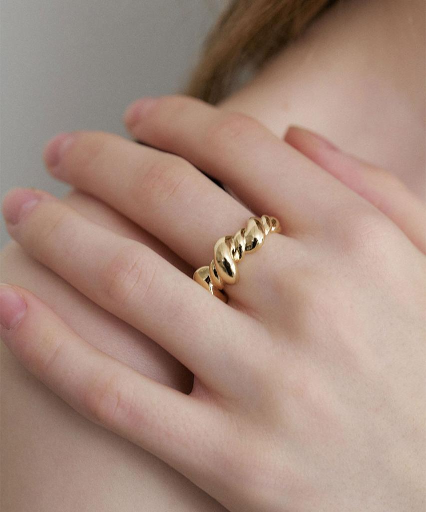 Halden Bold Twisted Ring (R020_Gold)