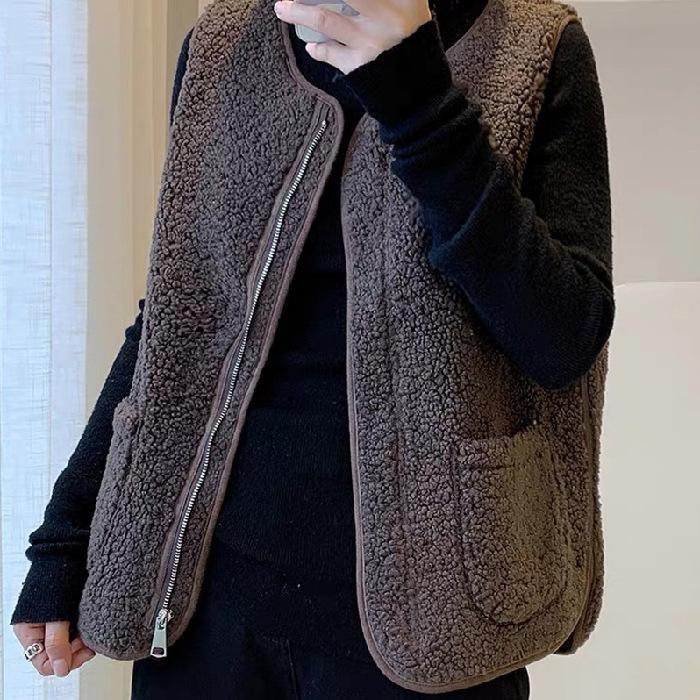 Women's 2024 Autumn/Winter Lambswool Plush Vest - Korean Style Versatile Outerwear Gilet.