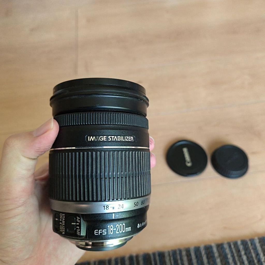 Used Canon EF-S 18-200mm F3.5-5.6 IS