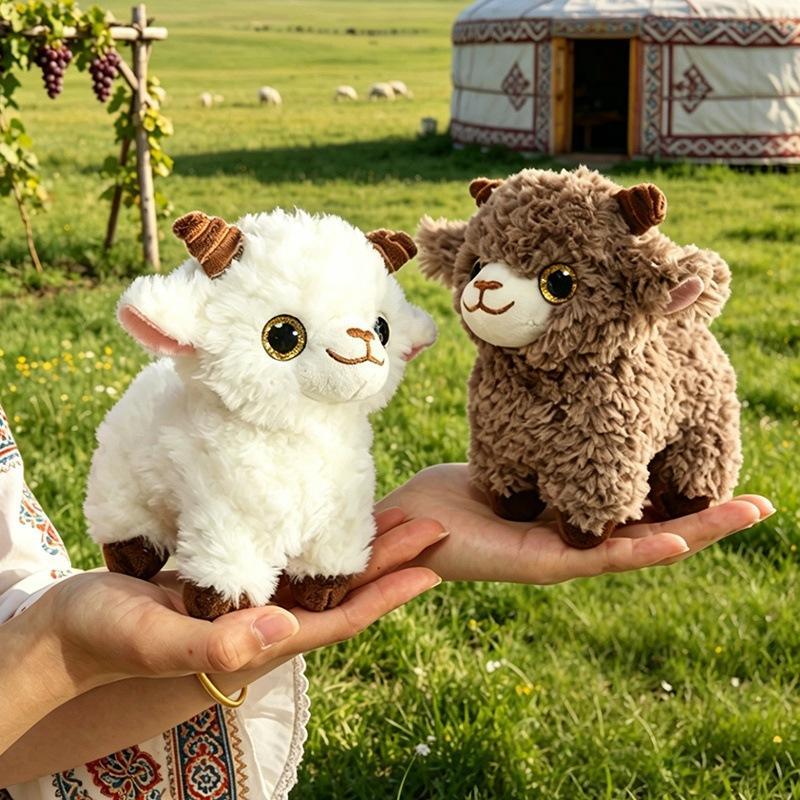 Soft Stuffed Xinjiang Sheep Keychain Fluffy Soft Mini Bag Pendant Small New Year Mascot for Graduation Gifts