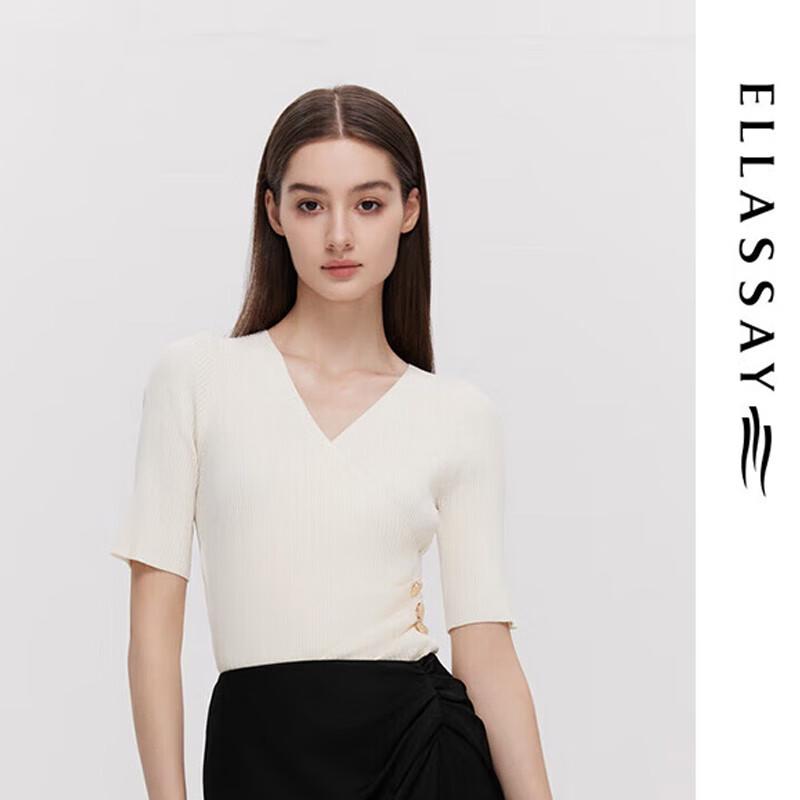 

ELLASSAY Women s Slim-Fit V-Neck Short Sleeve Knit Top XS