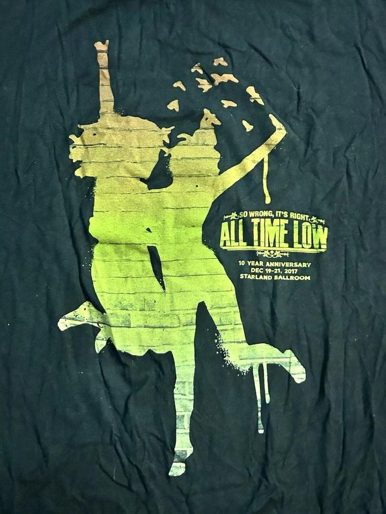 

All Time Low 10 Year Anniversary So Wrong It’s Right Concert Shirt 16D774 Unisex T-Shirt M