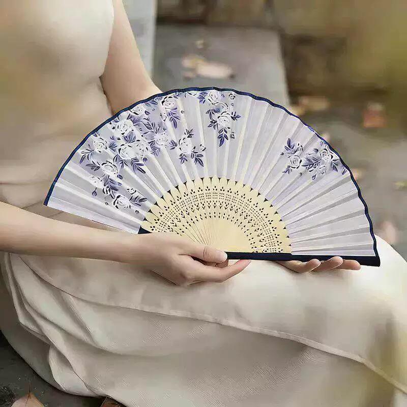 Ancient Style Folding Fan, Chinese Style Folding Fan with Smooth Opening and Closing, Retro Summer Classical Hanfu Cheongsam Small Folding Fan
