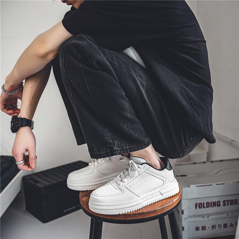 Men 's Casual Four Seasons Fashion Skateboarding Students Comfortable Sneakers Boys Trending Soft Sole Breathable Shoes