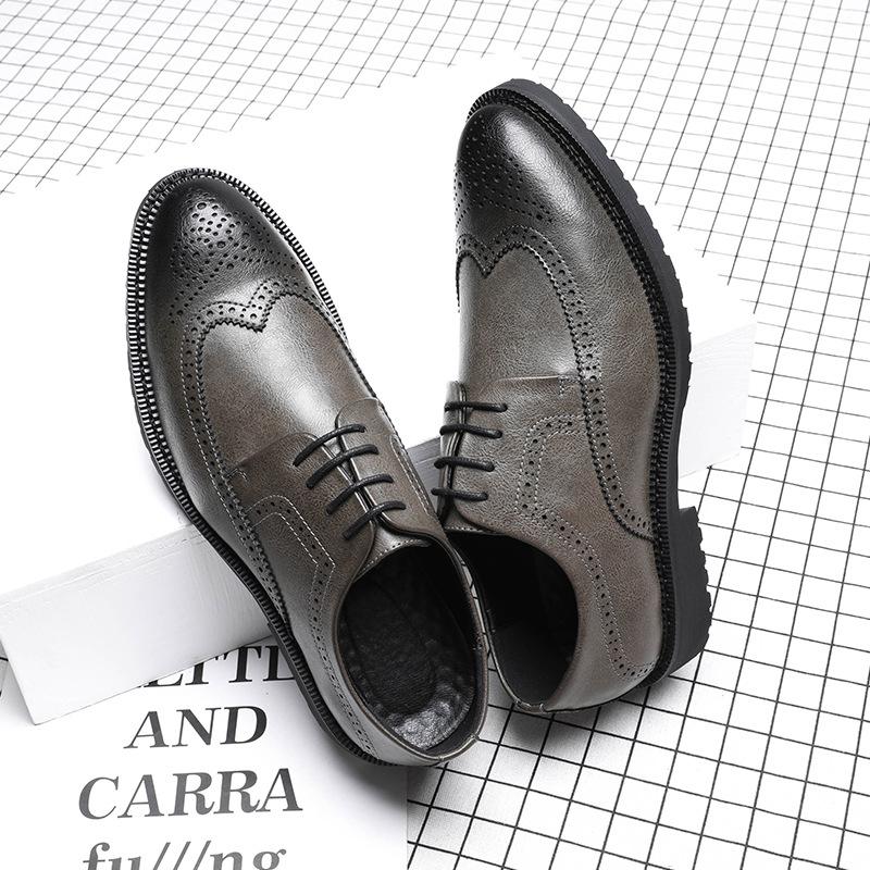 British Fashion Retro Trend Pointed Casual Leather Shoes Brock Engraved Men'S Shoes Px62-G