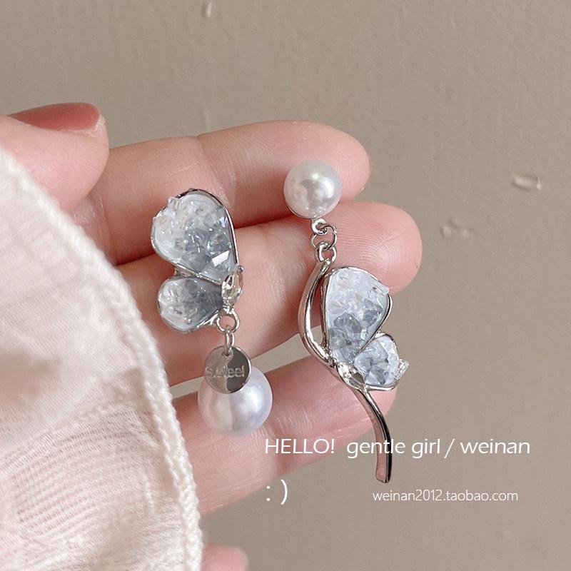 2025 Trendy Korean Micro-Inlaid Zircon Bow Earrings with S925 Silver Needle and Pearl for Women