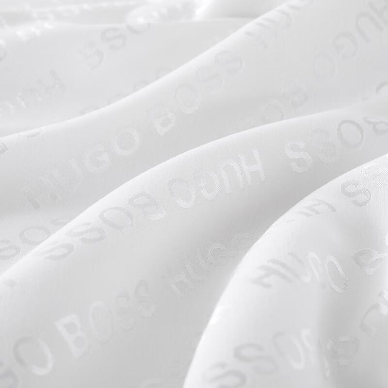 BOSS Jacquard Logo Mulberry Silk Quilt