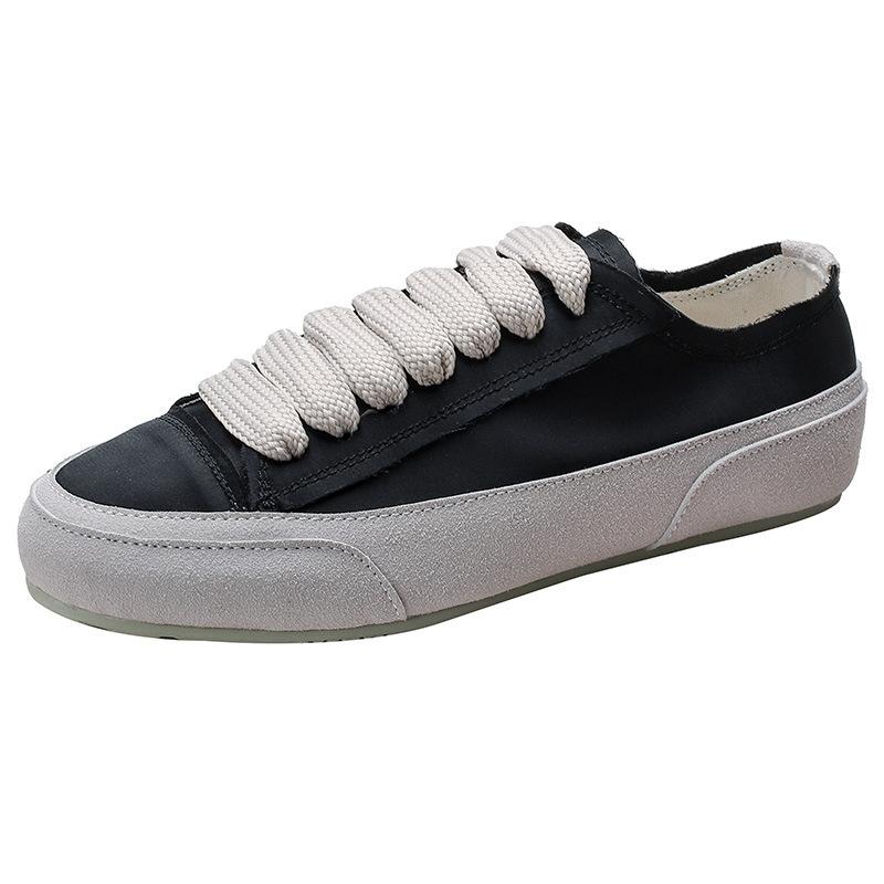 Yuanlitong 2025 new Spanish niche shoes, satin little white shoes, women's grape mother, the same sports shoes, college style