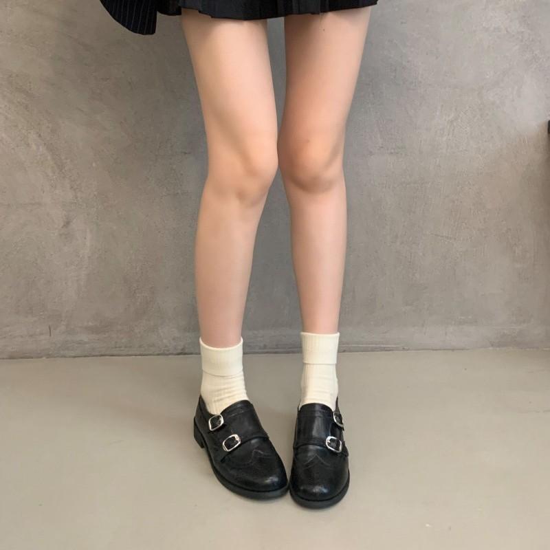 Retro brown carved loafers women's 2025 new autumn platform small leather shoes Doudou shoes British single shoes women's shoes