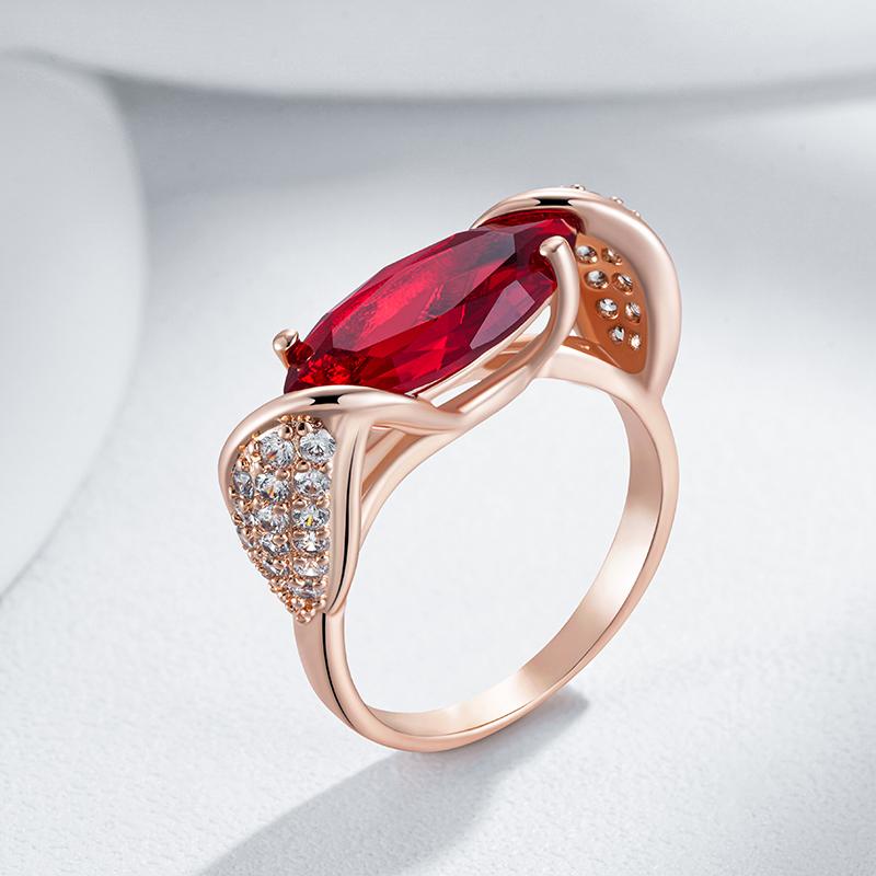 Rhombus Red Natural Zircon Ethnic Bride Ring Rose Gold Color High Quality Daily Fine Vintage Jewelry For Women