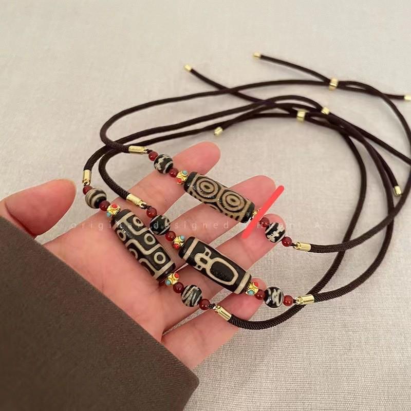 Ethnic Tibetan Nine-Eyed Dzi Bead Necklace - Unisex Retro Design for Couples