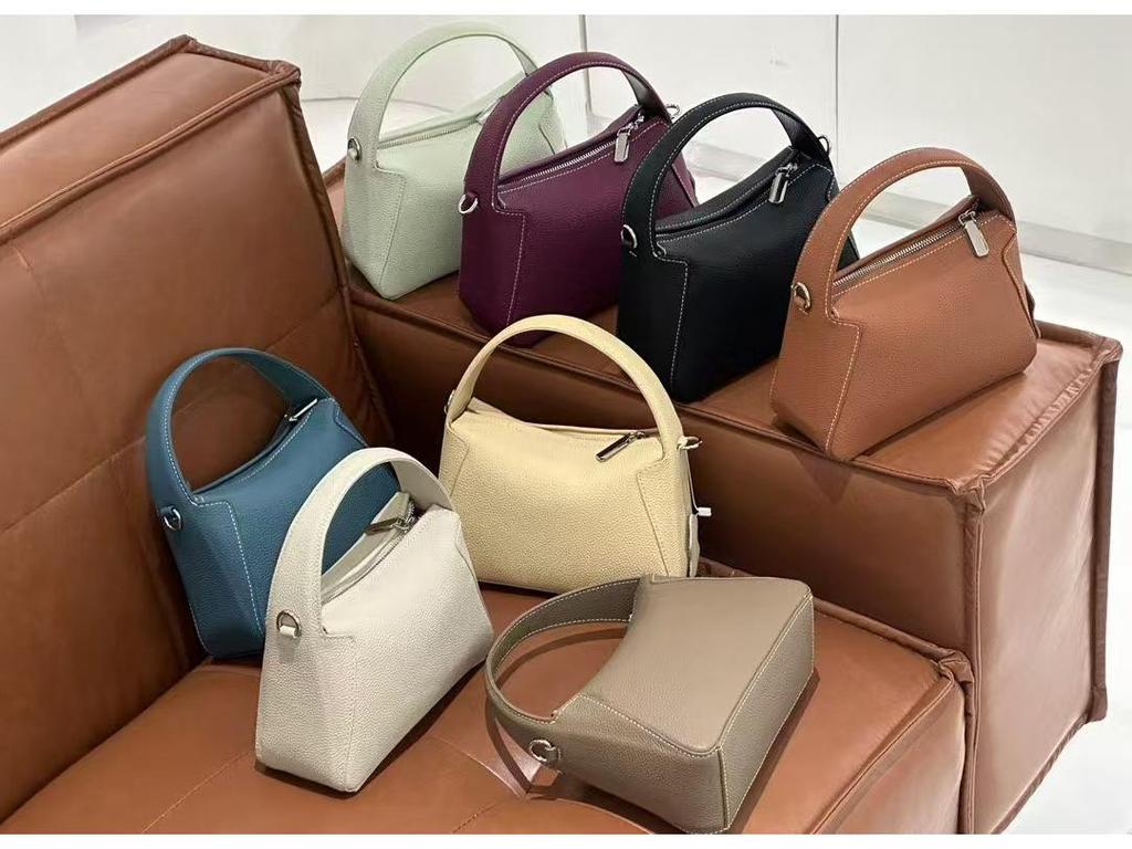 Genuine Leather Women's Versatile Small Square Handbag with High-End Feel and Large Capacity