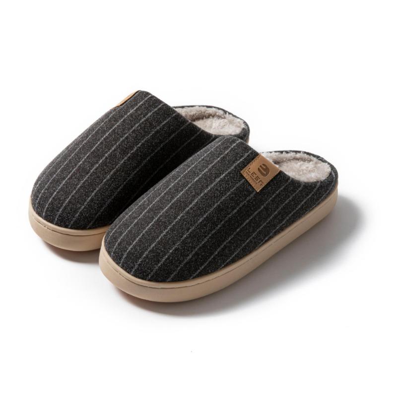 

Под чертой цельнохлопковые тапочки женские новые зимние домашние теплые парные плюшевые тапочки мужские 44-45