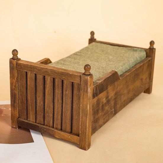 Miniature Single Bed 1:12 Scale Mini Bed with Drawer Retro Style Mini Bed Miniature Furniture for Dolls Kids Pretend Play