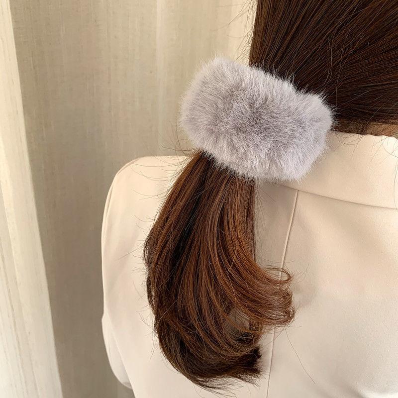 

Плюшевая петля для волос, милый и универсальный браслет из кроличьей шерсти, плюшевая петля для волос, петля для волос, веревка для головы, петля для волос с шариковой головой для девочек серый