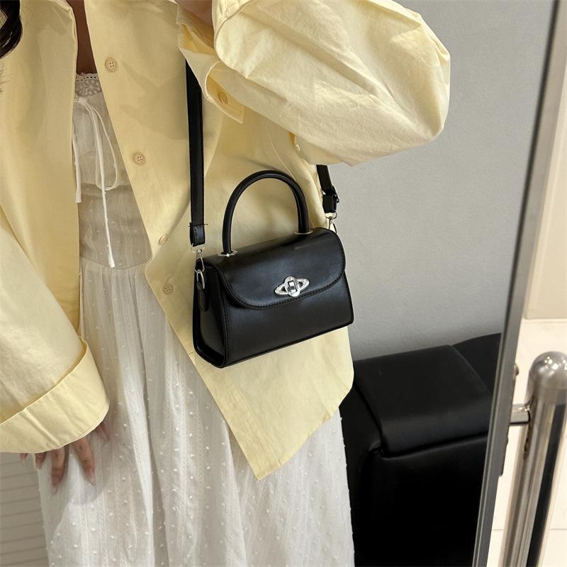 This Year's Popular Solid Color Large Capacity Spring and Summer 225 Casual New Retro Portable Shoulder Crossbody Small Square Bag Women