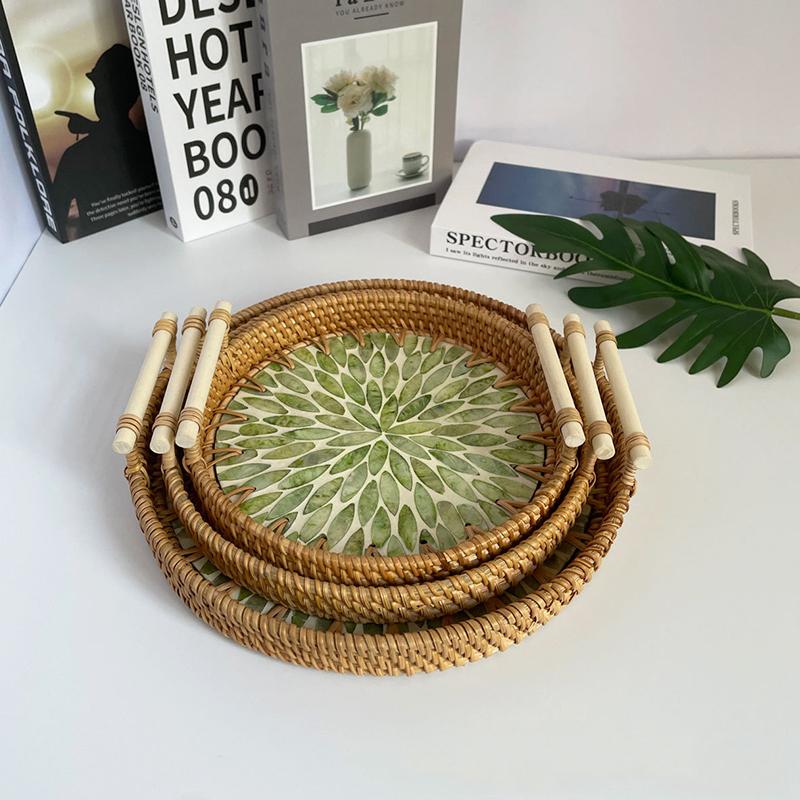 Vintage Handmade Rattan Woven Tray Boho Style Natural Colorful Shells Weaving Basket with Wood Handle Home Decor Serving Trays