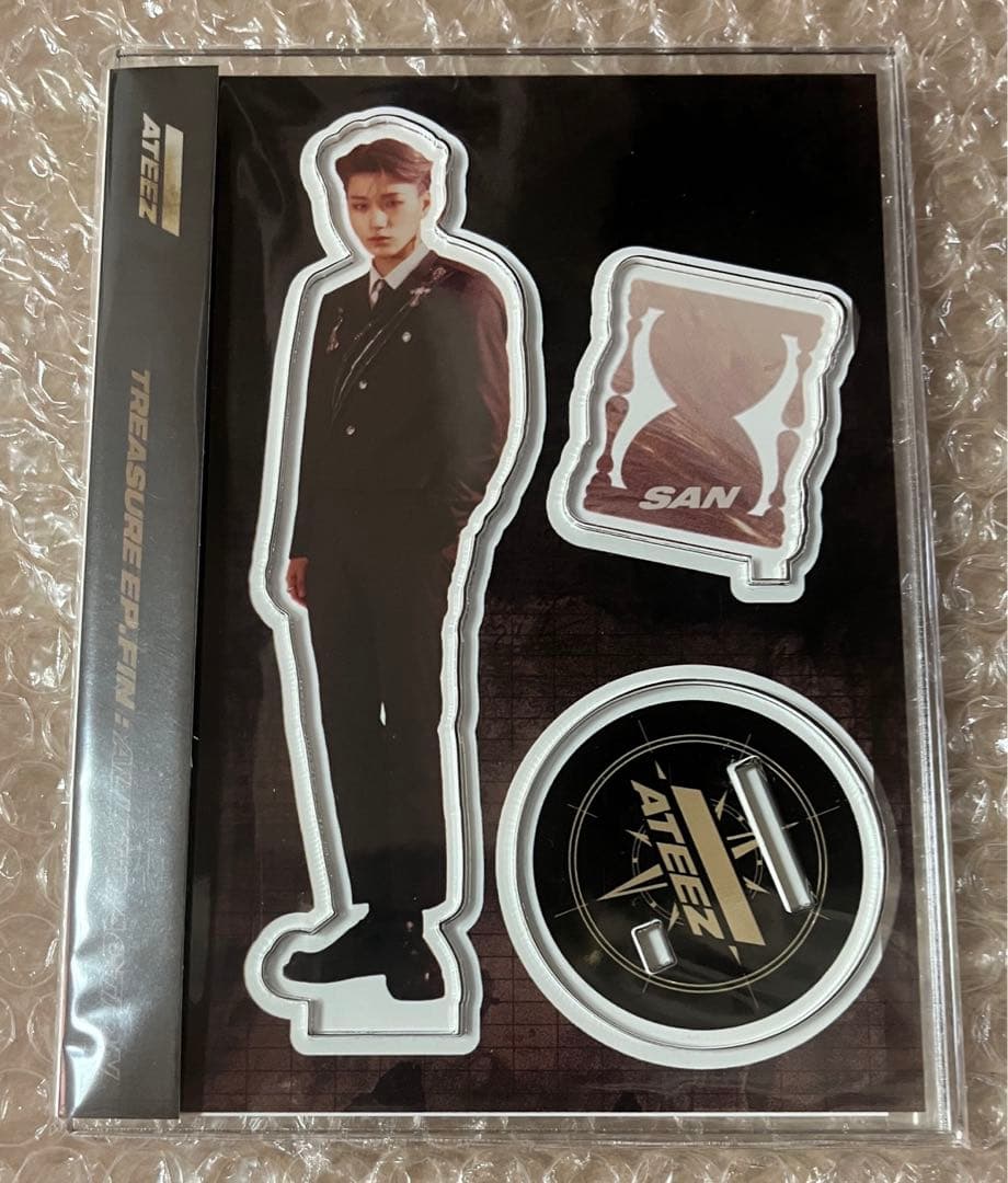 [Б/У] Акриловый стенд к годовщине ATEEZ