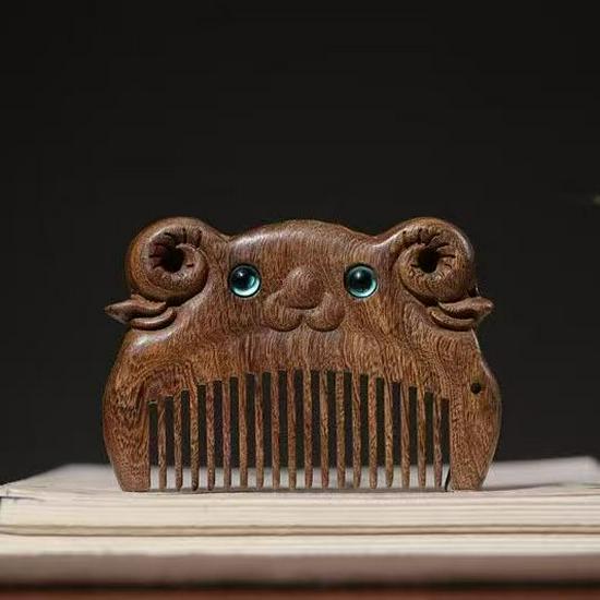 12 Zodiac Green Sandalwood Baby Comb – Engravable Wooden Craft for Children's First Birthday Gift