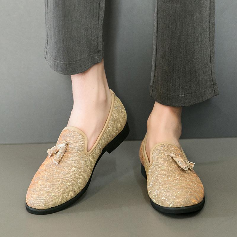 Mode Neue Britische Stil Mode Spitz Quaste Leder Slipper Leder Gentleman Mode Freizeitschuhe Herren Business Dating Pailletten Schuhe
