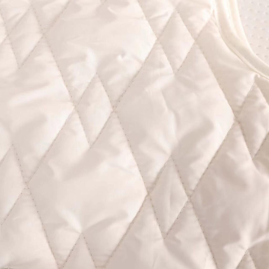 Women's Short Cotton Vest for Autumn/Winter Sleeveless Outer Jacket Warm Fashionable Cardigan-Style Gilet