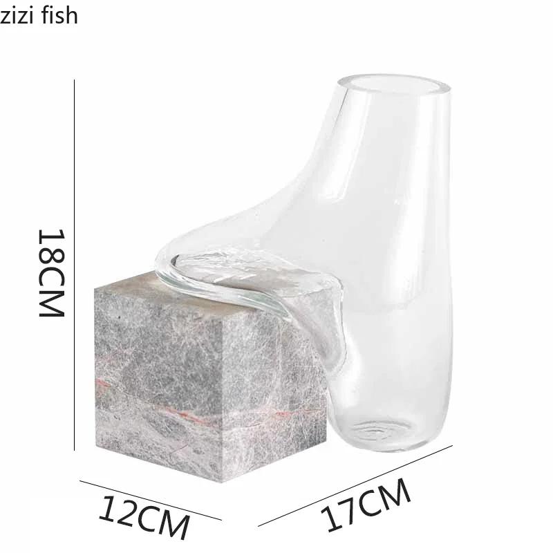 Abstrakte unregelmäßige Glasvase Marmorsockel Blumengefäß Hydrokultur-Vase Blumenarrangement-Vase Schreibtischdekoration Heimdekoration