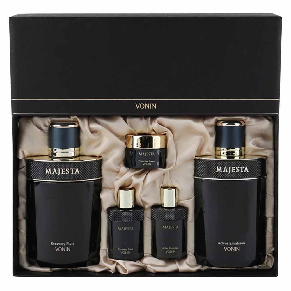 

A premium aging care 2-piece set for men with class.