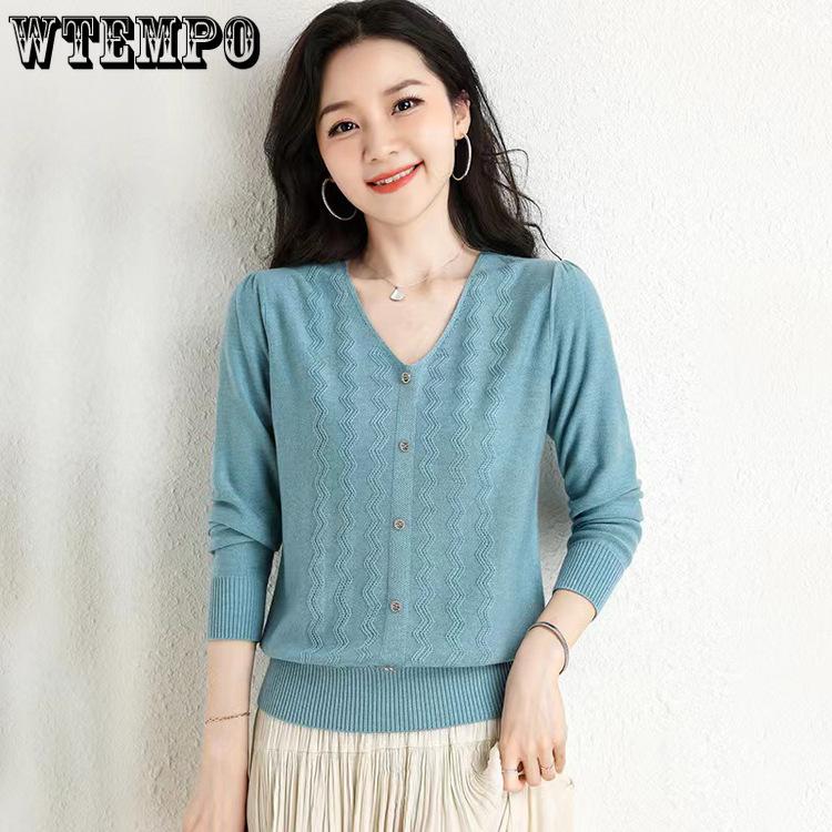 Women's V-neck Pullover Long Sleeved Knitted Sweater Pullover Long Sleeved Knitted Sweater