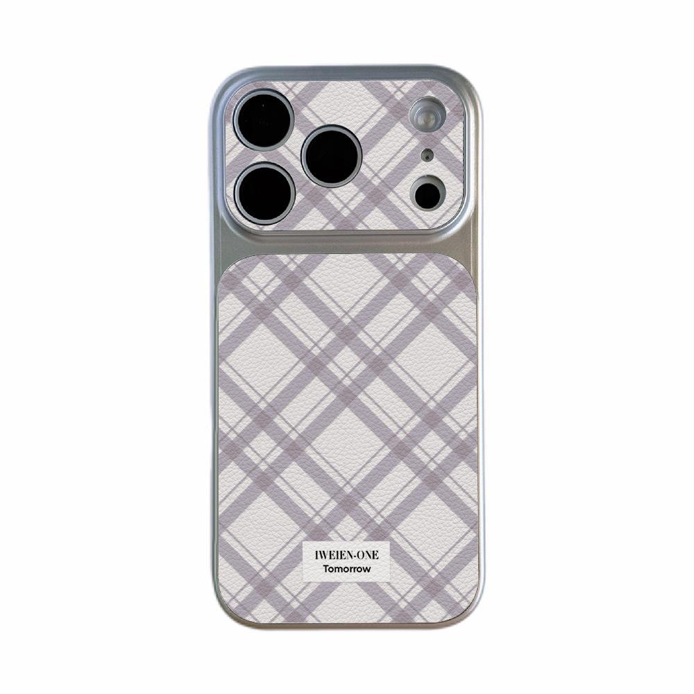 Small and fresh plaid is suitable for iPhone17 large window 16promax mobile phone case 15 fine holes 14 all-inclusive delivery.