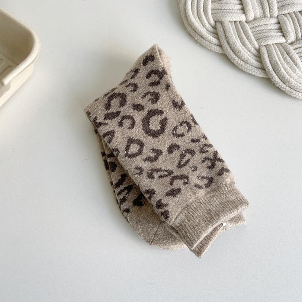 Leopard Print Thick Winter Socks Mid-tube Length Women's Cotton Socks Christmas Gift