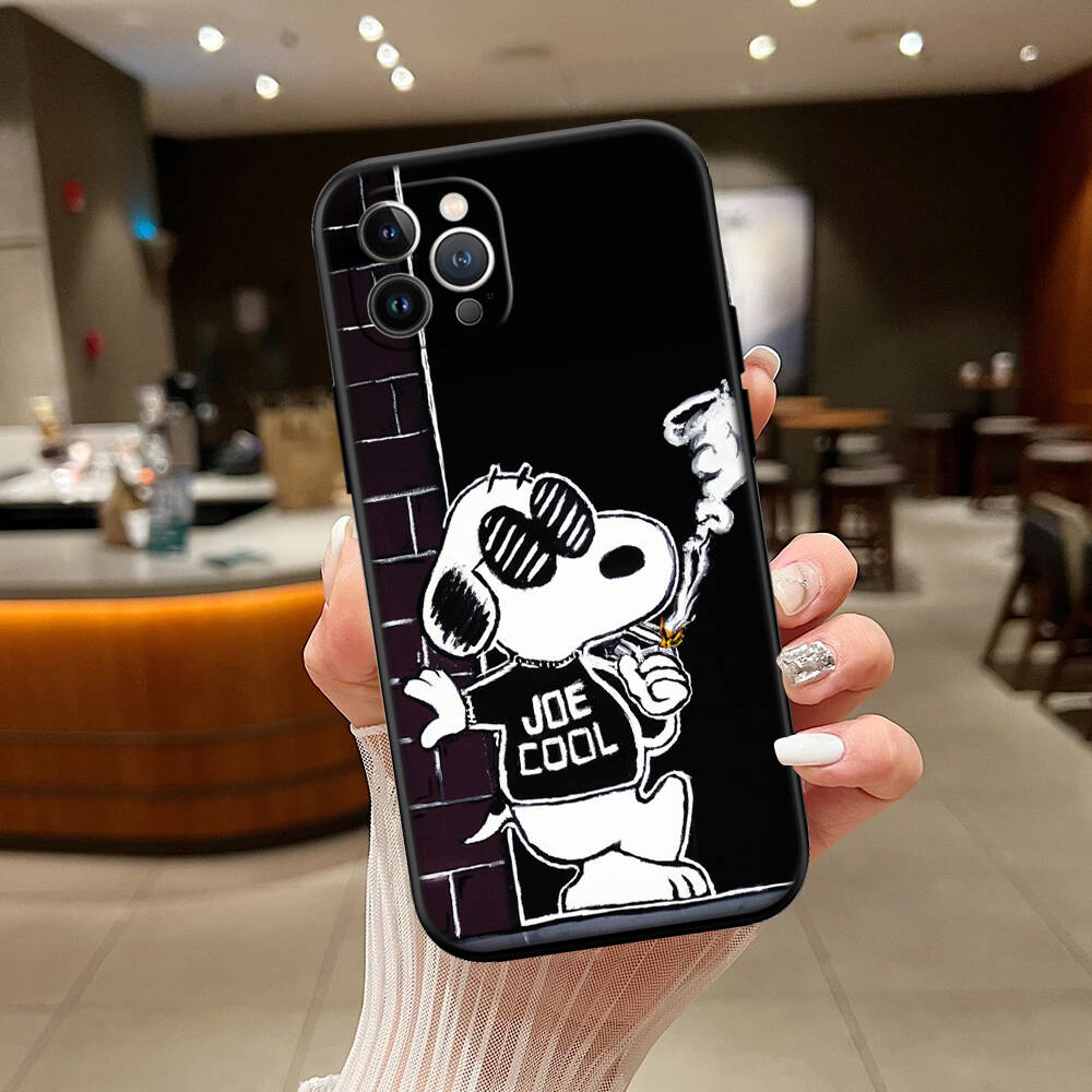 Cartoon Snoopy Case for Samsung A06 A35 A25 A24 A15 A05S A05 M55 M35 M15 A02 A12 A13 A10 A16 A20 A30 A22 A31 A32 A33 A42 A50