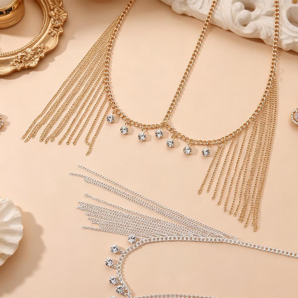 Bohemian Rhinestone Tassel Forehead Chain: Elegant Golden Hair Accessory