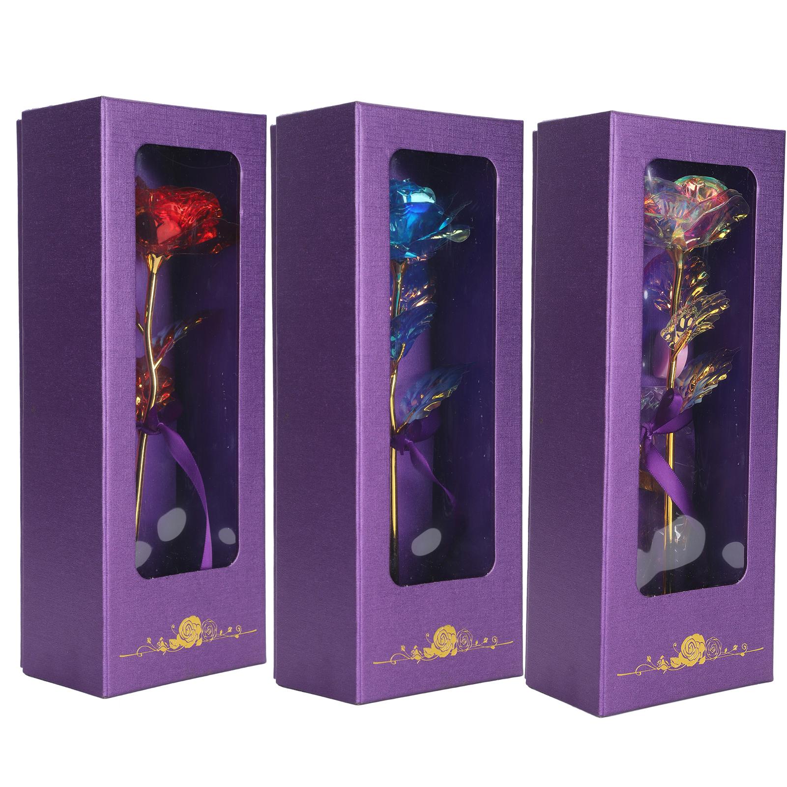 

Прозрачный цветок розы с подставкой в ​​форме любви. Упаковочная коробка для коллекции рукоделия.