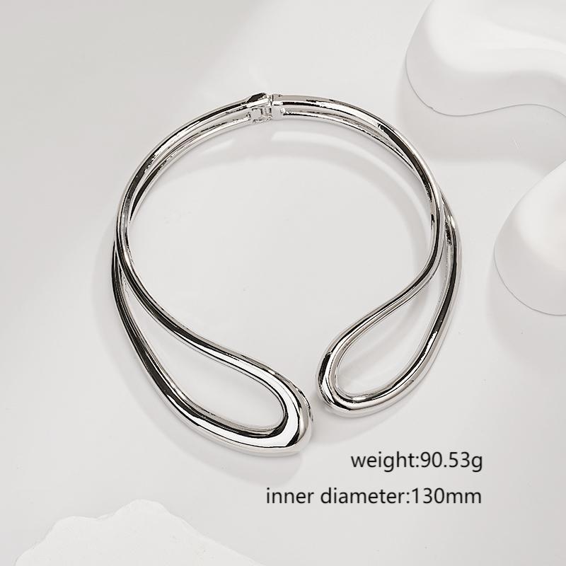 Interlocking Ring Open Bangle - European & American Light Luxury Design for Women