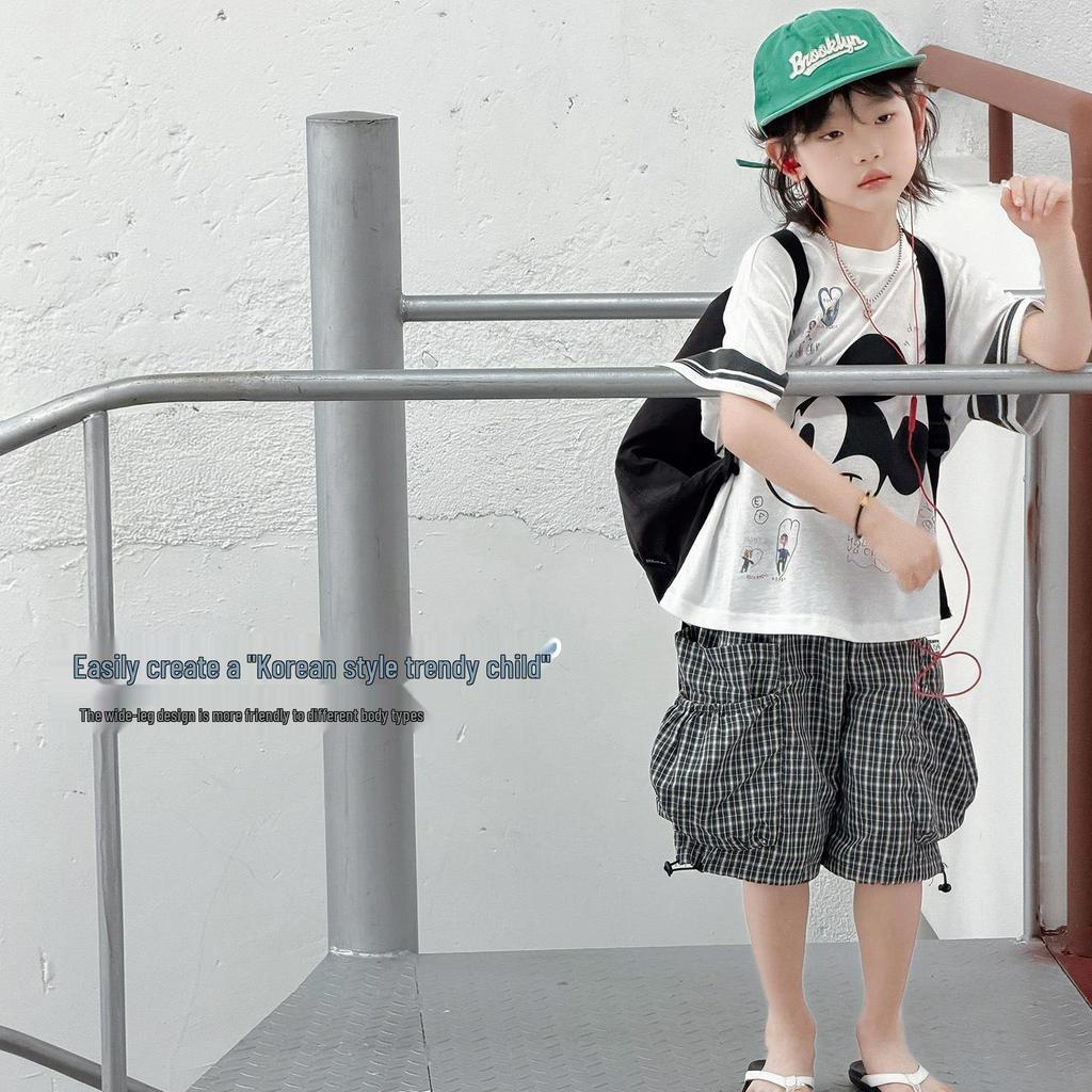 Kids' Plaid Shorts: Large & Small Rolls - Korean Style Summer Casual Sports Pants, Unisex Five-Point Design.